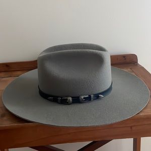 IDYLL Wind Miranda Lambert Cowboy Hat